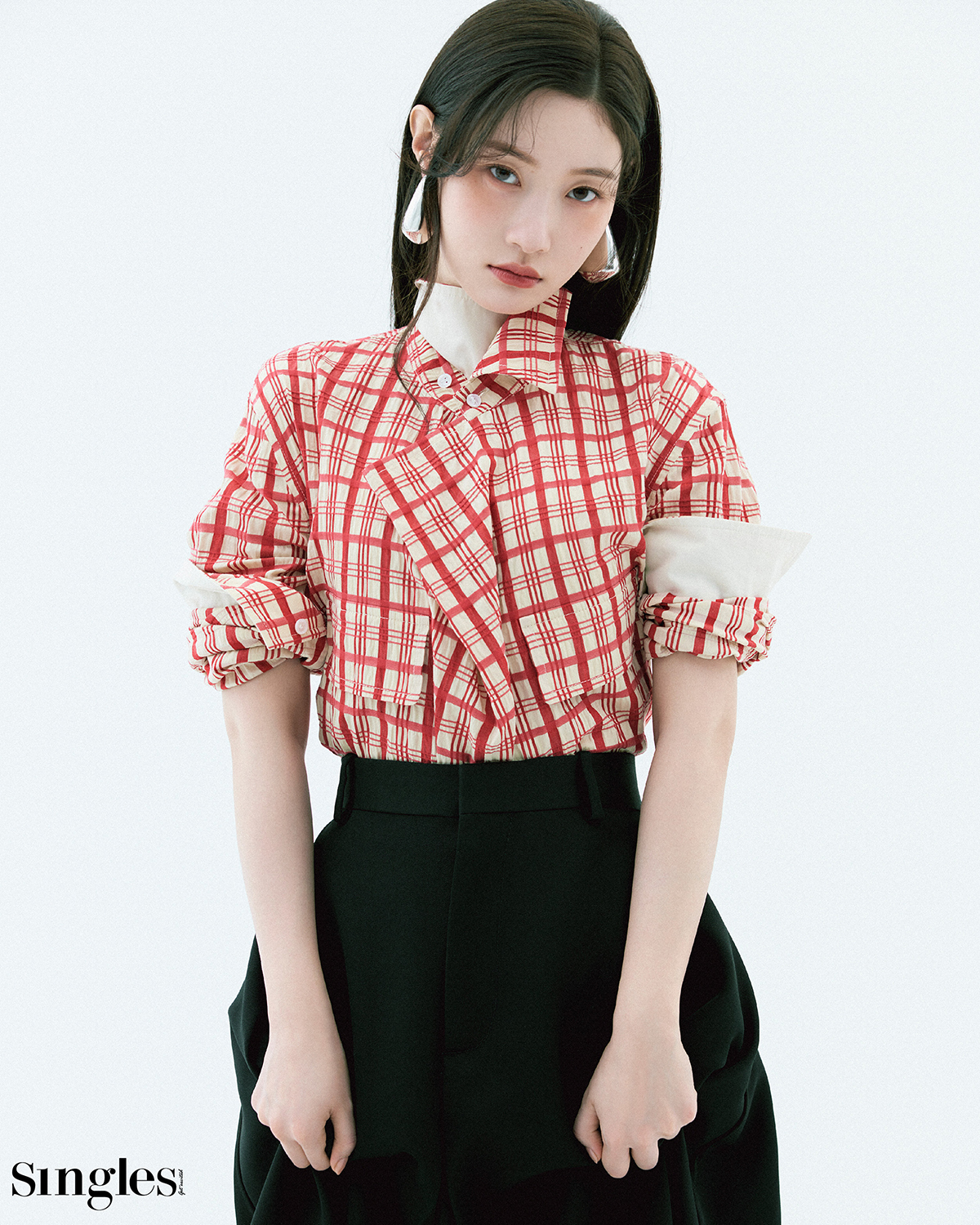 정채연의 싱글즈 화보. 정채연. 정채연화보. 싱글즈 화보, 정채연 싱글즈. 정채연 이자벨 마랑. 정채연 조립식가족